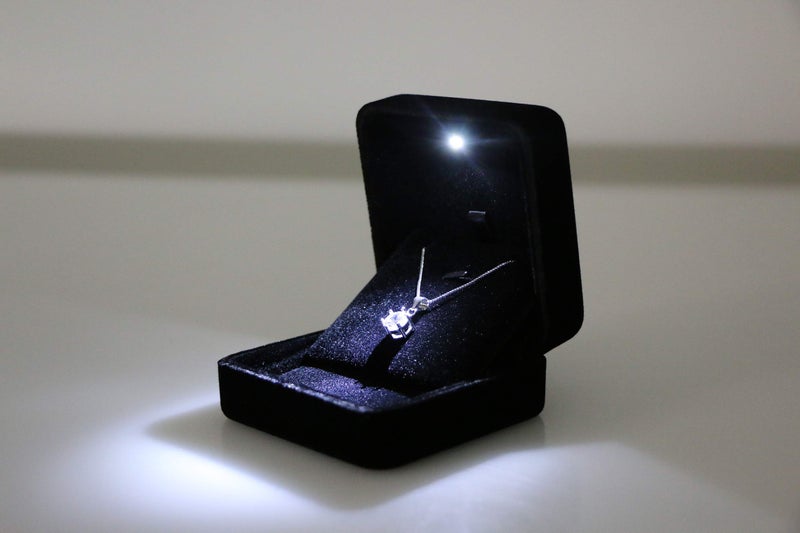 Omeet Velvet Metal Glossy with LED Pendant Box Necklace Box Couple Bracelet Box Jewelry Gift Box Case for Valentine's Day Anniversary Wedding Engagment Christmas - Black - Image 4